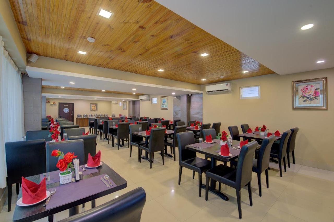 Central Courtyard Boutique Hotel Siliguri Exterior foto